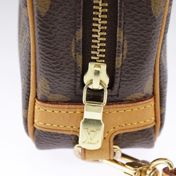 Louis Vuitton Wapiti Brown Canvas Clutch Bag (Pre-Owned) - Picture 7 of 16